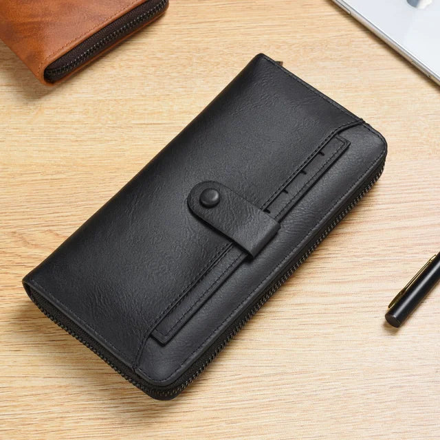 Maverick™ Essential Clutch Bag